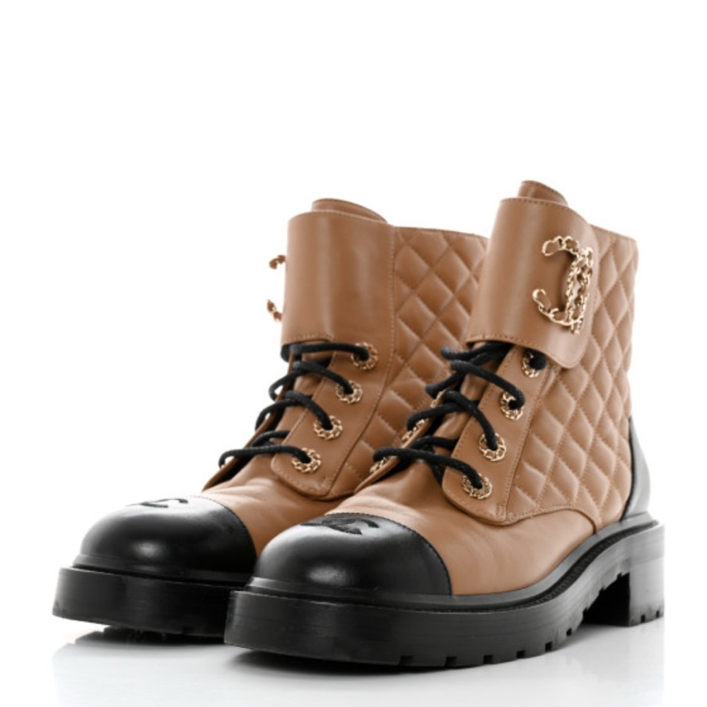 CHANEL
Lambskin Calfskin Quilted Lace Up Combat Boots 39.5 Light Brown - Picture 3 of 12